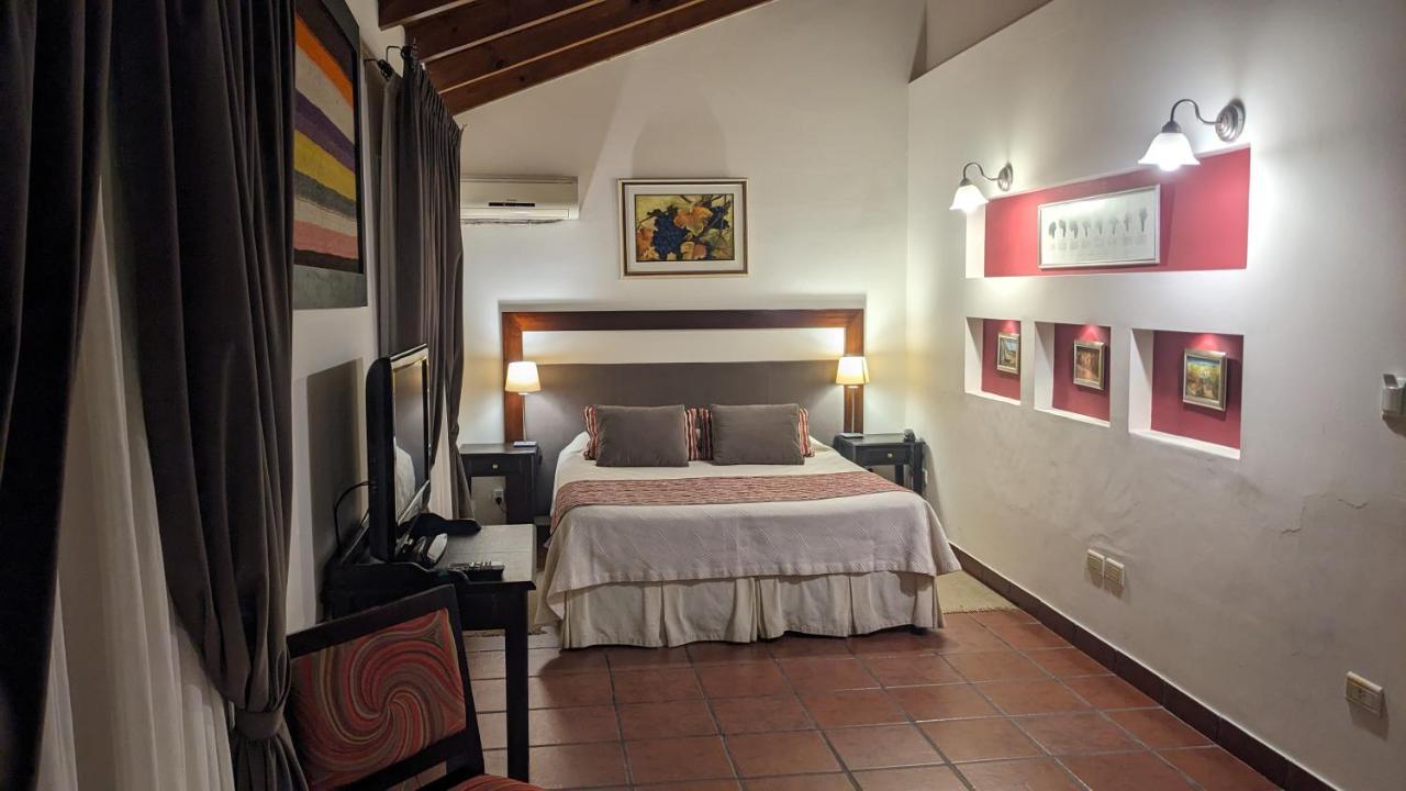 Delvino Boutique Hotel Сальта Экстерьер фото