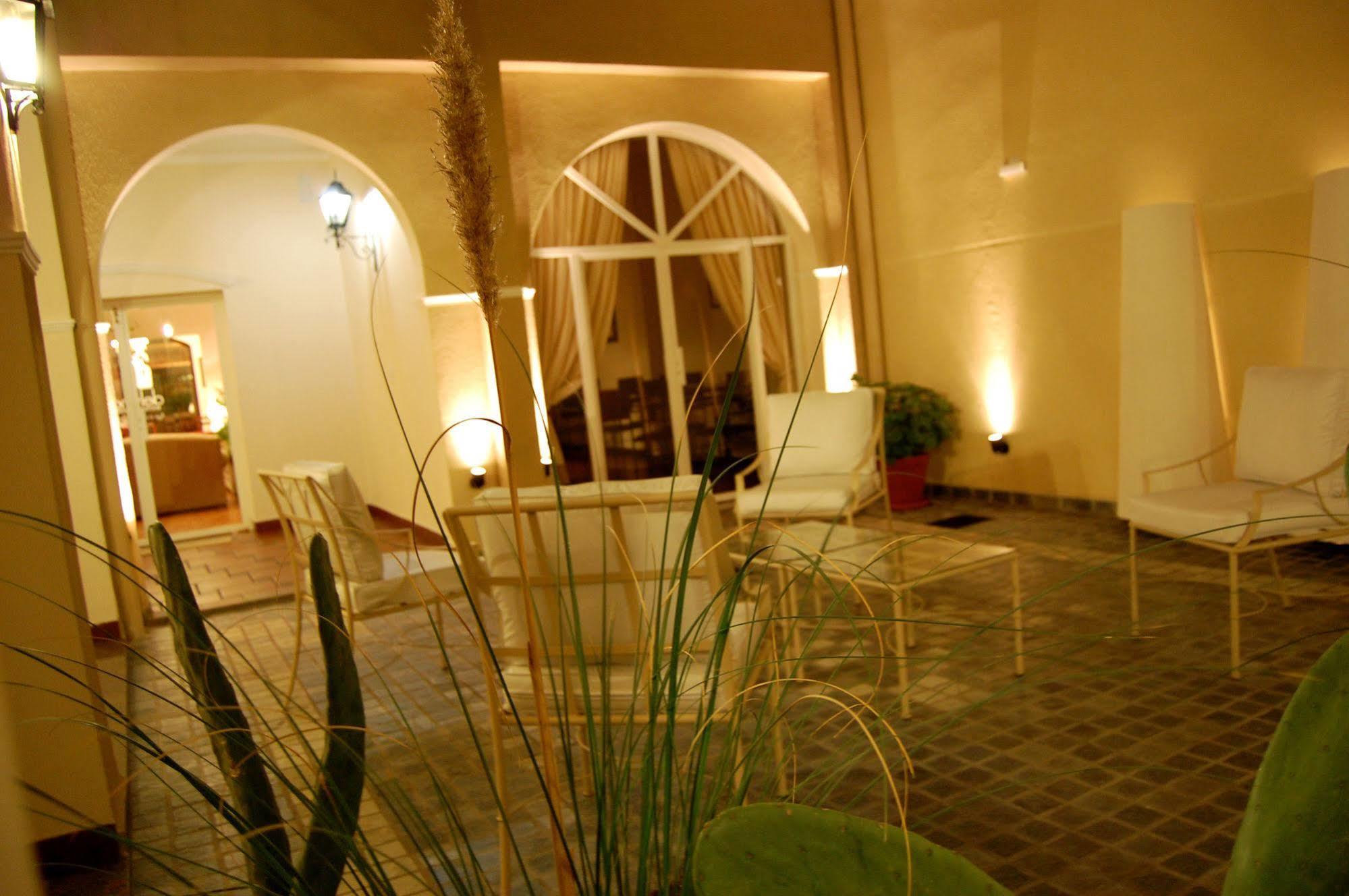 Delvino Boutique Hotel Сальта Экстерьер фото